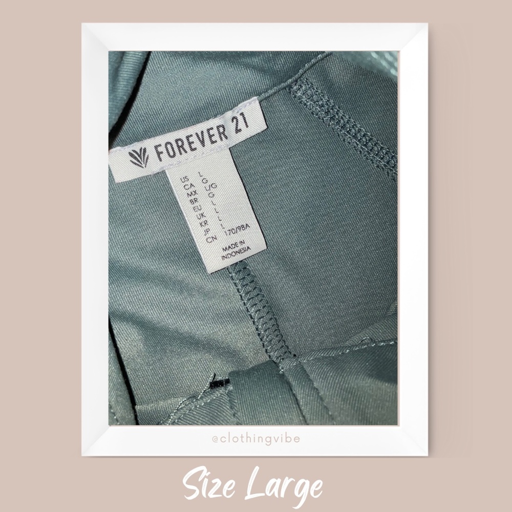 L | Green Jacket - Picture 4 of 4